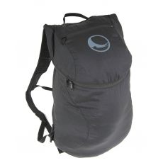 Ticket To The Moon Backpack Plus je väčšia verzia ľahkého látkového batohu s objemom 25 litrov. Je zbaliteľný do malého vrecúška s rozmerom 14 x 12 x 6 cm | xTrek.sk